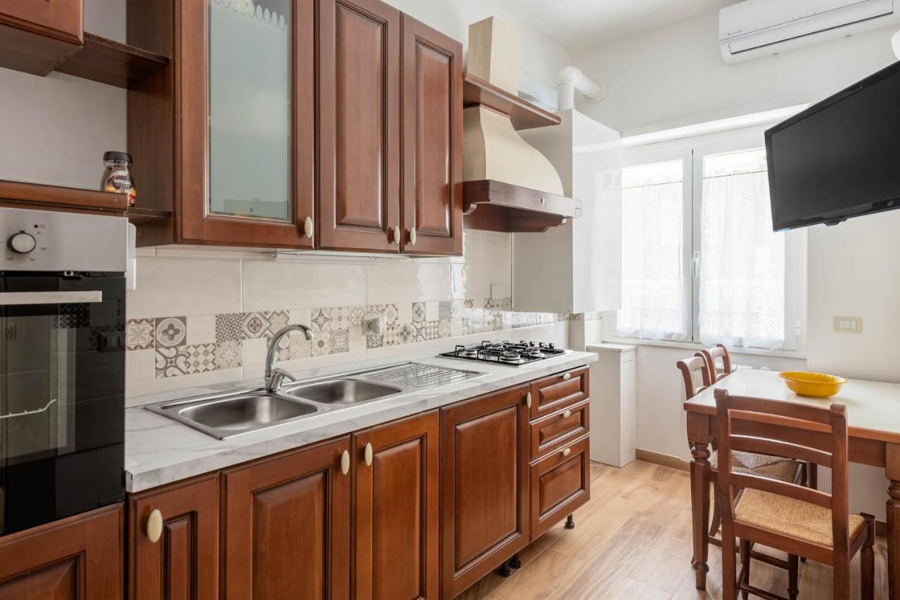 Apartment Nonna Anna Rome Bagian luar foto