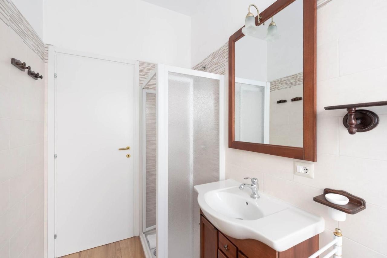 Apartment Nonna Anna Rome Bagian luar foto